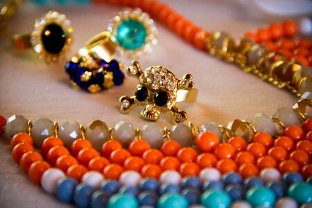 Jewelry accessories costume jewelry