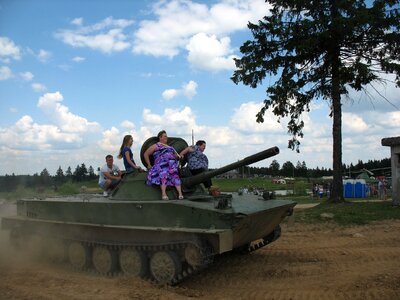 Tank skiing victory day