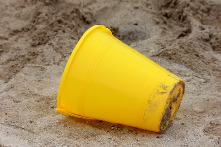Toy the yellow bucket beach toy