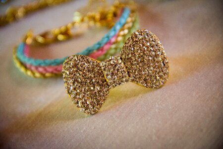 Jewelry accessories costume jewelry
