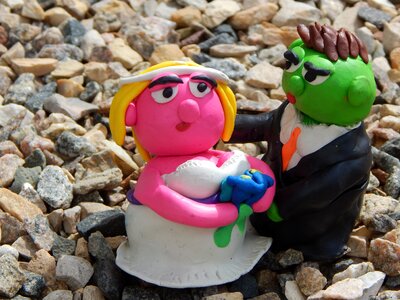 Plasticine figurines marriage photo