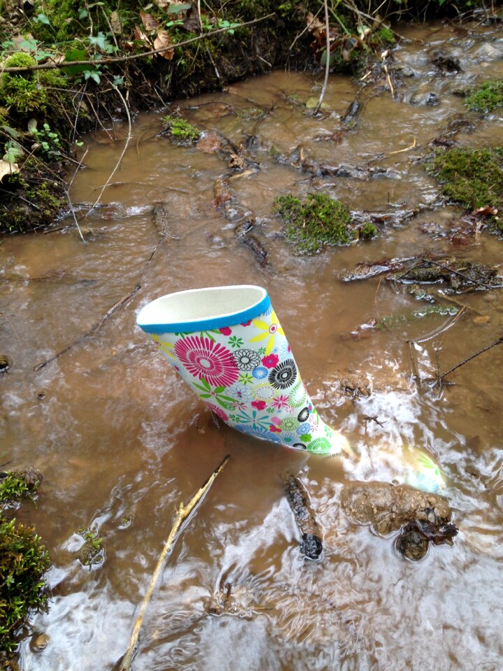 Rubber boots footprints shoes