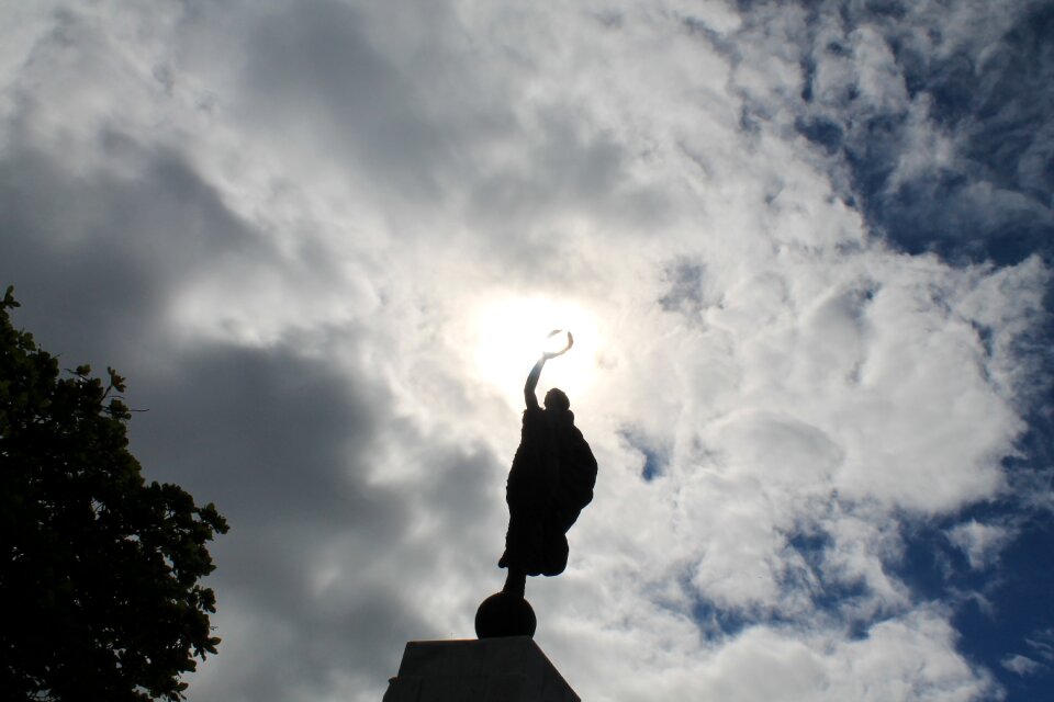 Monument clouds sculpture
