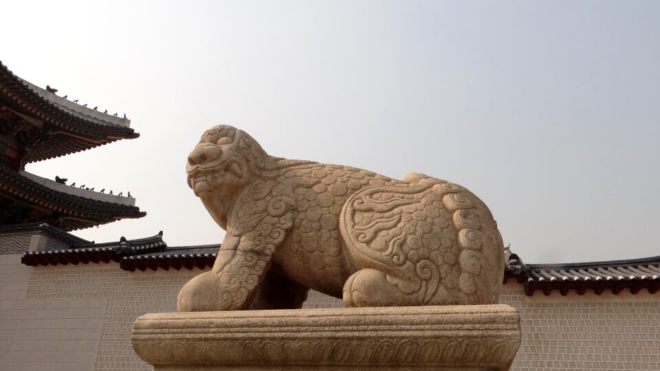 Haitai haitai gargoyle stone statue