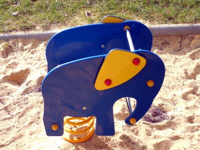 Elephant balance sand