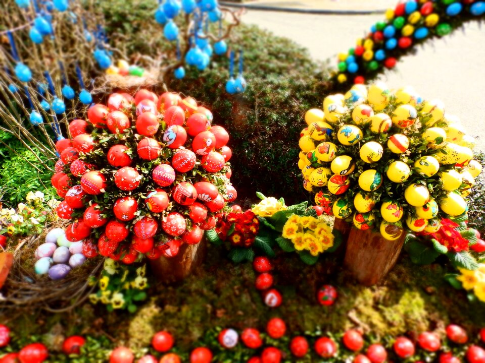 Easter well easter eggs easter