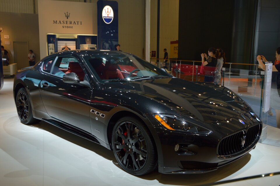Black car auto show