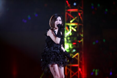 Star singing koh ngai thanya na