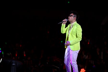 King polished concert singing