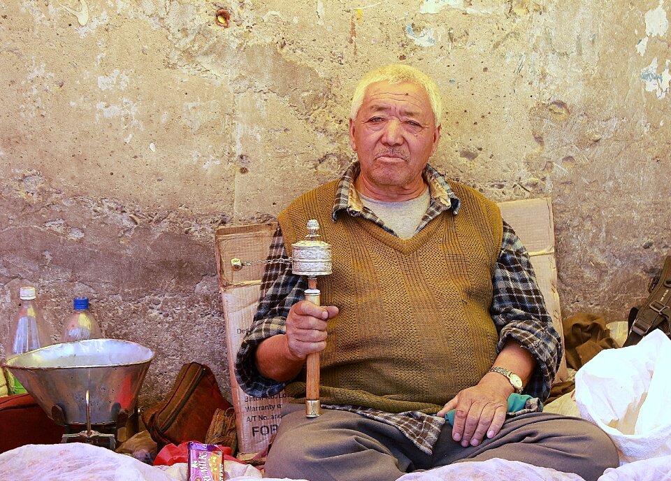 Dealer prayer buddhism