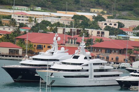 Sea boat yachting photo