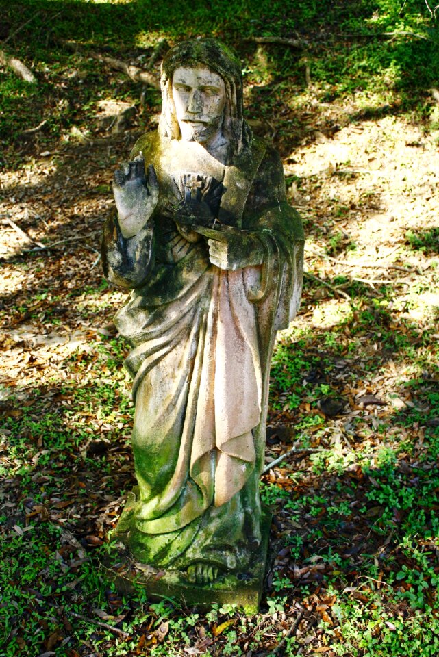 Monument christ nature