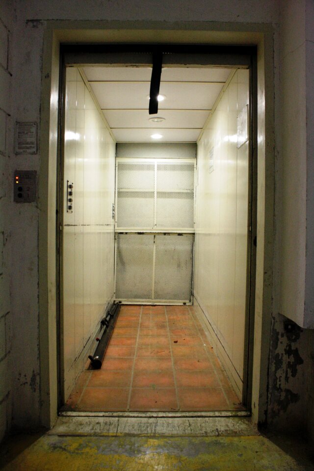 Elevator door light