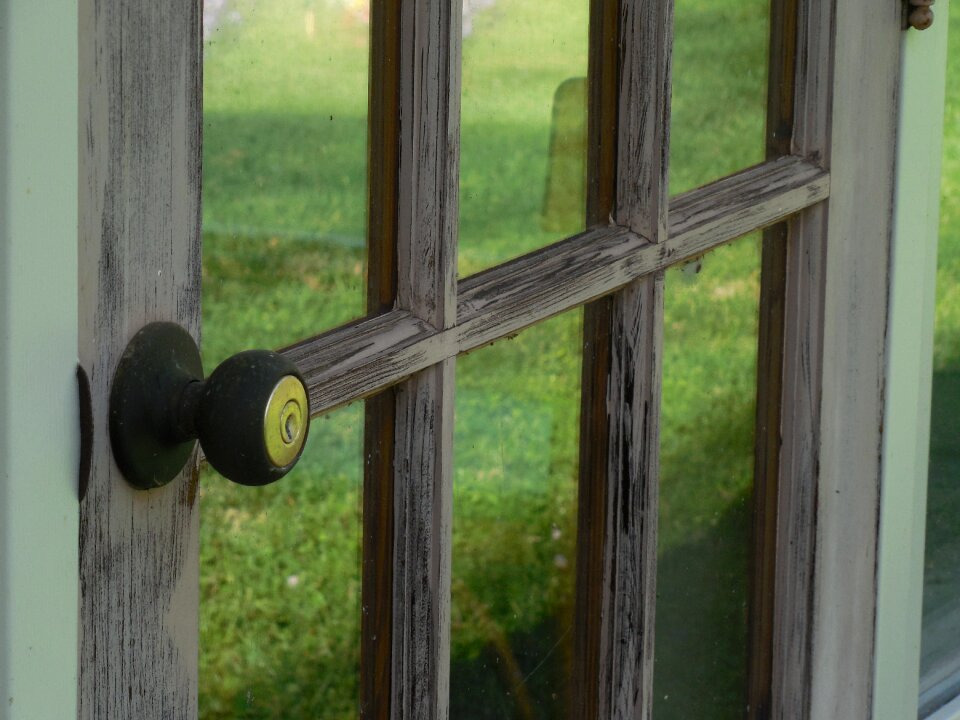 Handle metal entrance