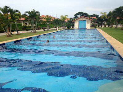 Swim blue play