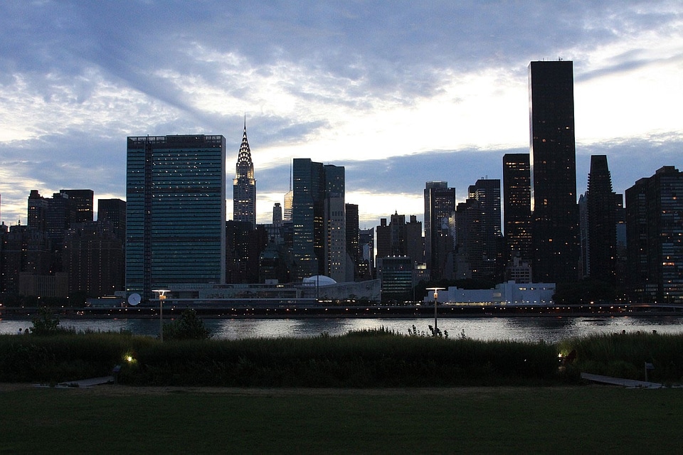 Grass lamp skyline