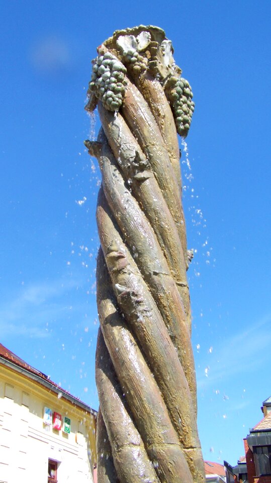 Fountain pecs lemon street