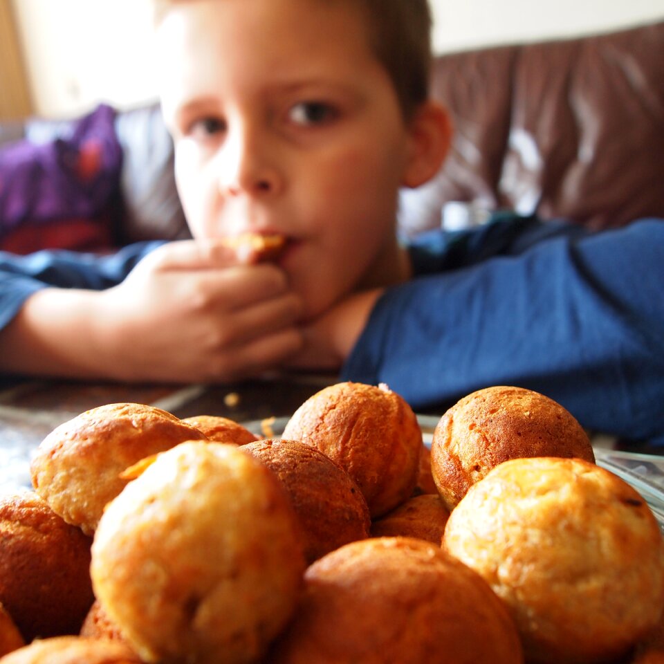 Breakfast cake child