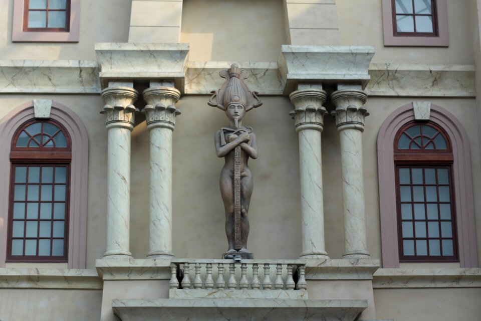 Cathedral building architecture
