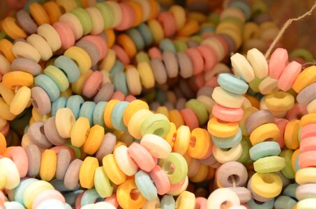 Chain bite dental caries