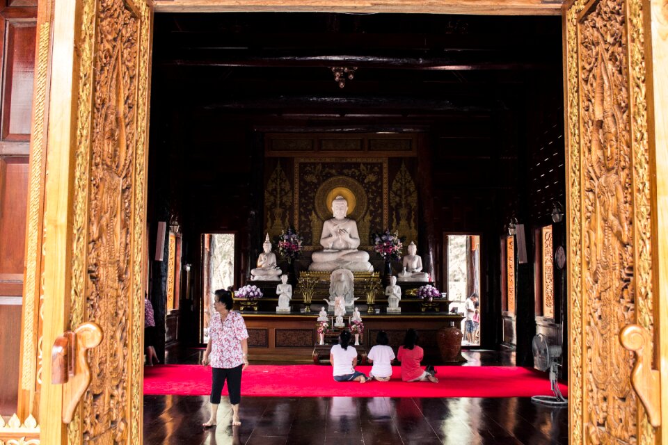 Wat tha sai measure temple
