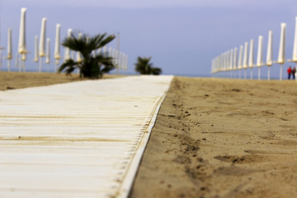 Sand catwalk umbrellas