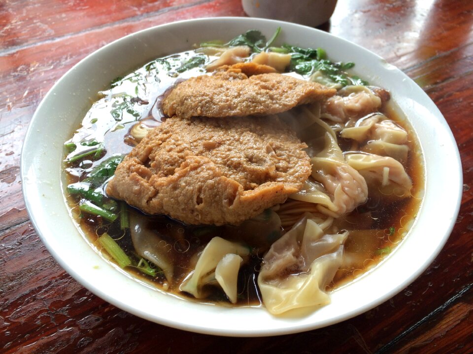 Vegetarian chicken noodles chinese