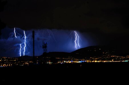 Night lightning weft flash of lightning