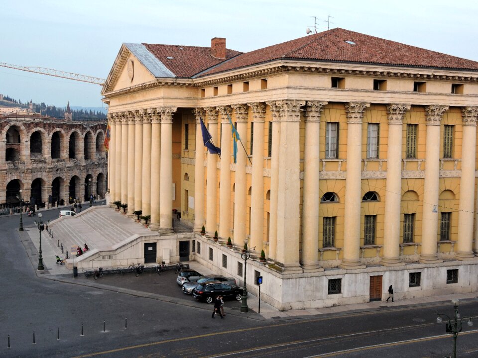 Town hall architecture columns