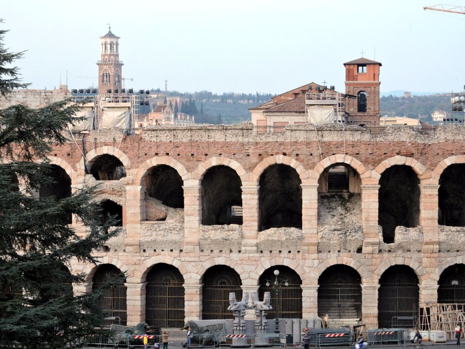 Piazza bra monument tourism