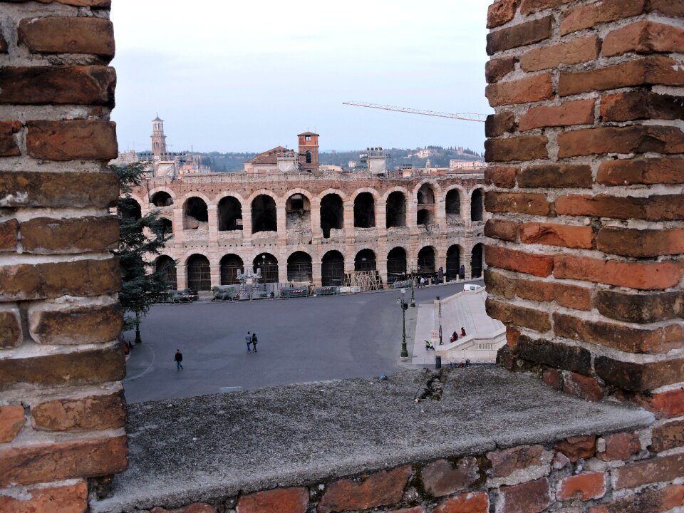 Piazza bra monument tourism photo