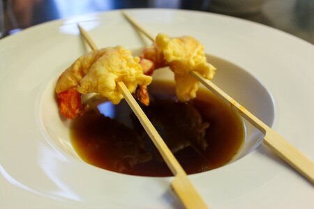 Eat food delicious
