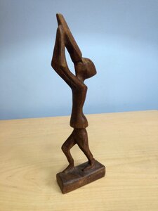 Figure sculpture photo