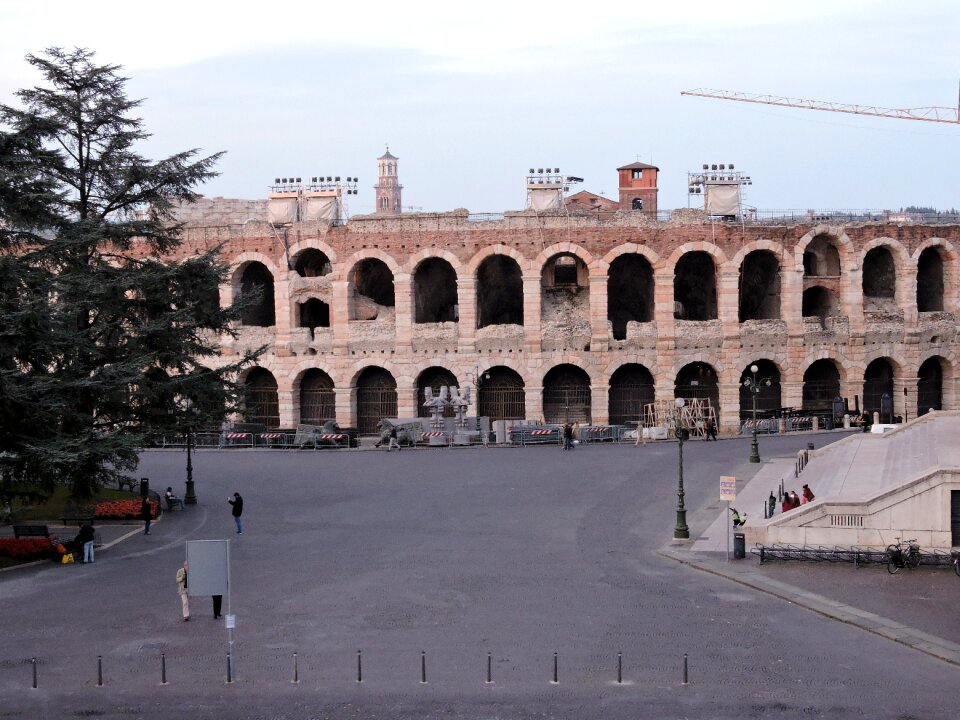 Piazza bra monument tourism