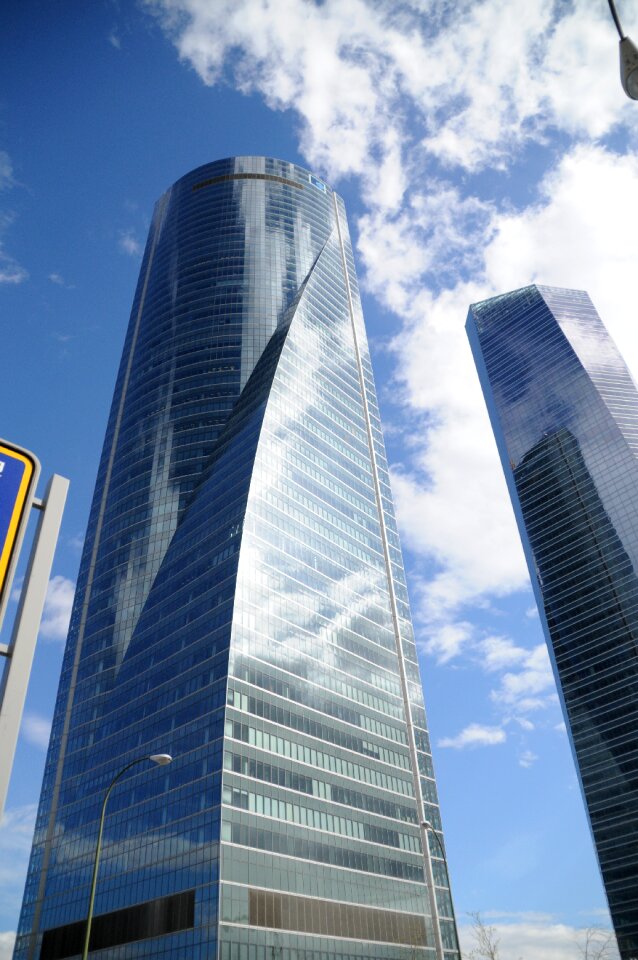 Architecture madrid skyscraper