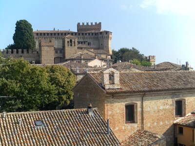 Paolo and francesca middle ages architecture photo