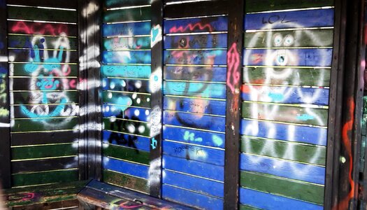 Spray playground art