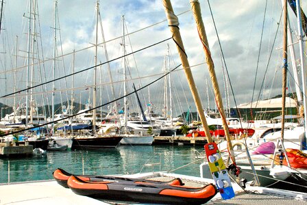Sea island boats