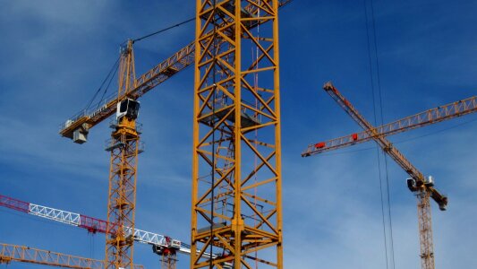 Yellow engineering structure
