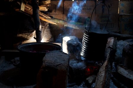 Hut smoke comal