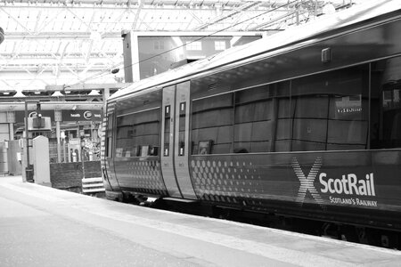 Edinburgh scotland travel