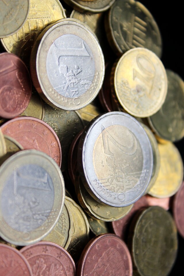 Business cash metal