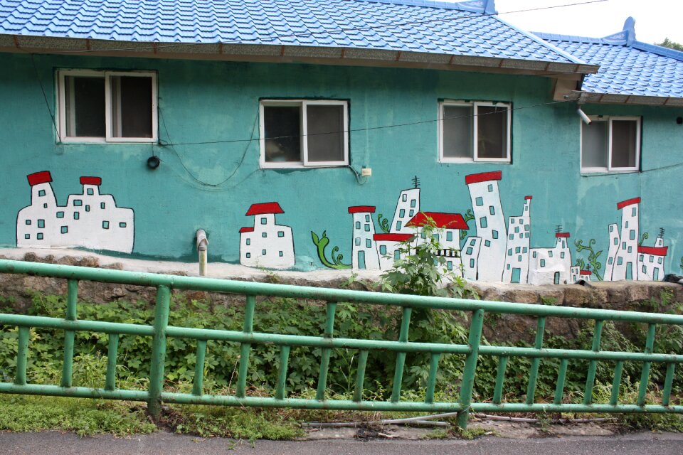 Ant town mural figure