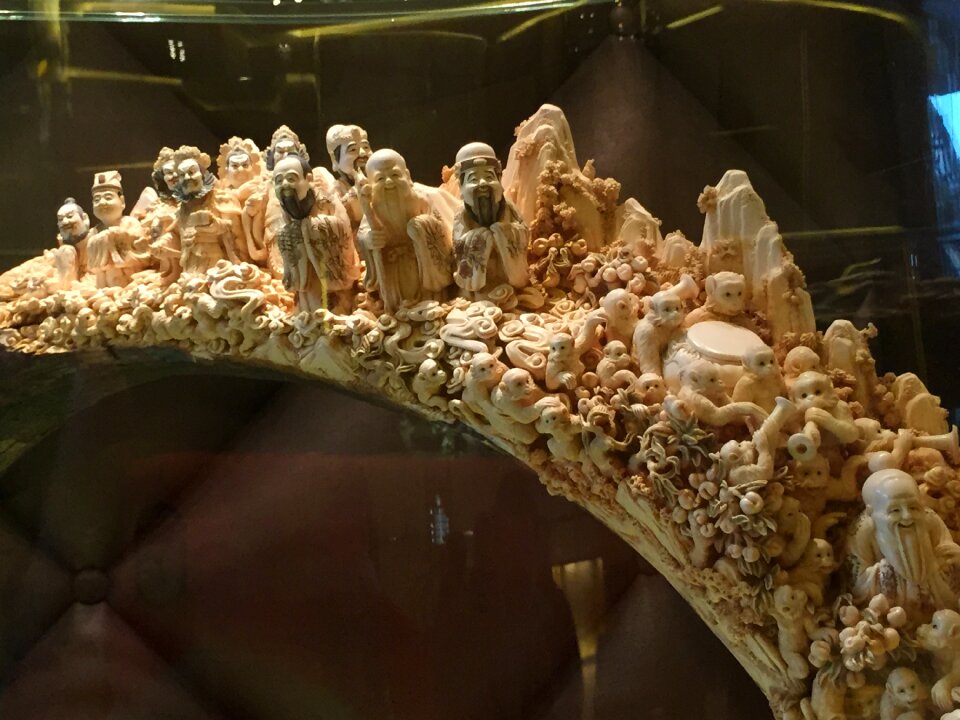 Crafts ivory carving havoc