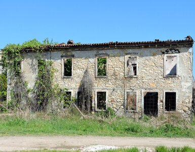 Sagging run-down ruin photo