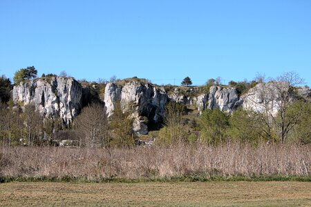 The nivernais canal site climbing