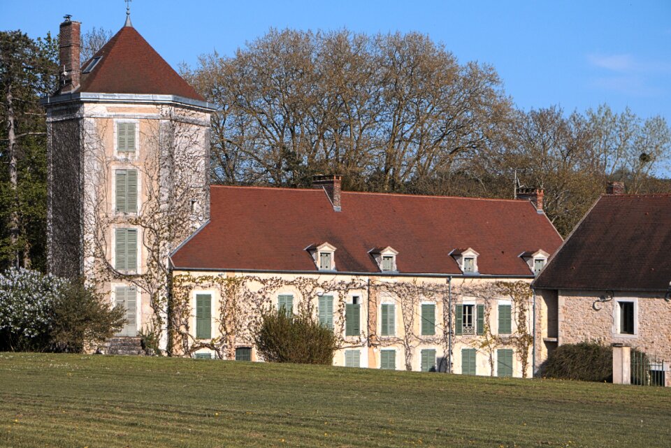 House france frontage