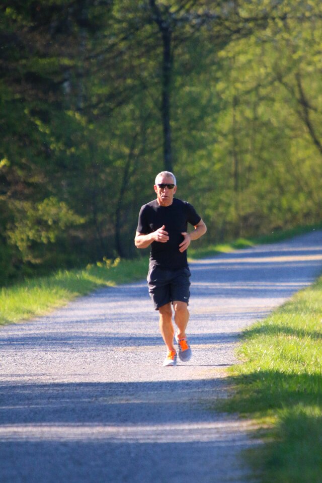 Recreational sports run jog