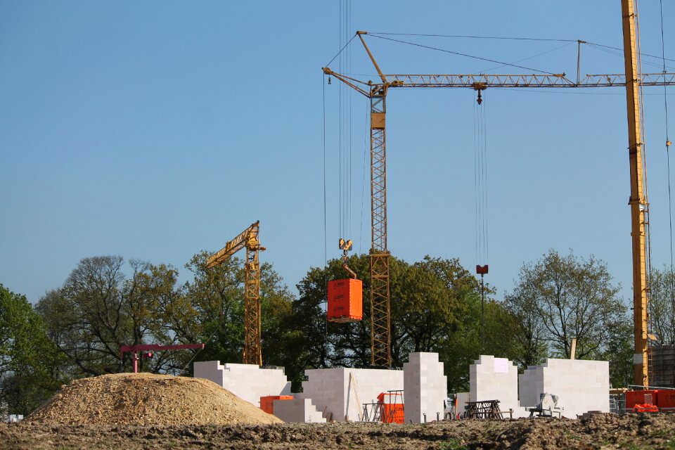 Build sky construction work