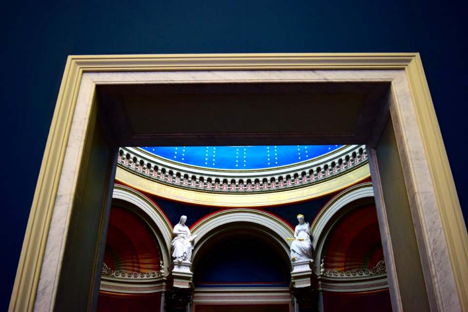 Door museum architecture